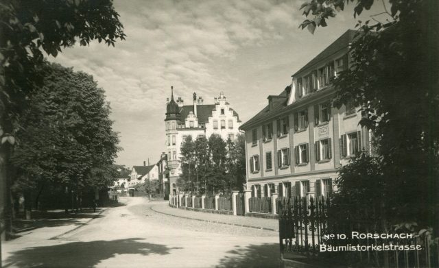 Historische Ansicht der Bäumlistorkelstrasse mit Villenarchitektur