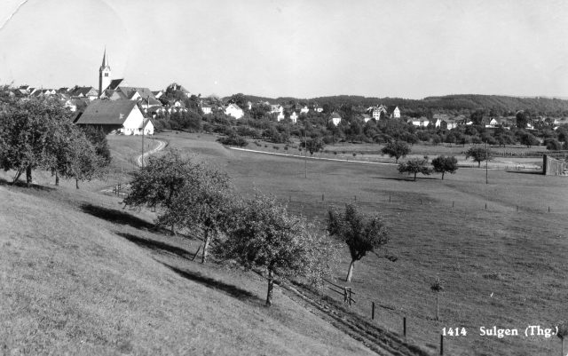 Landschaft mit Dorfansicht