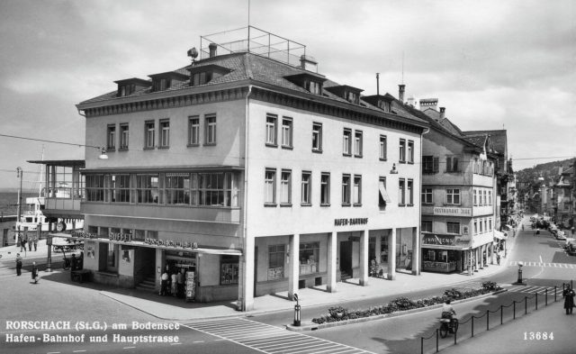 Hafen-Bahnhof mit Hafen-Buffet und Hauptstrasse