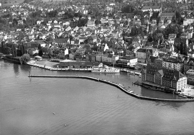 Luftaufnahme des Hafens mit Kornhaus, Herz-Jesu-Kirche und Lehrerseminar