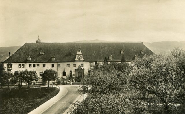 Lehrerseminar Mariaberg mit herrschaftlicher Allee
