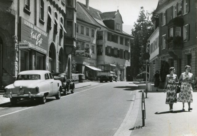 Mariabergstrasse mit Bernina-Geschäft