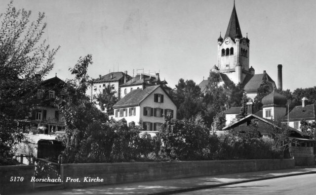 Reformierte Kirche mit Wohnquartier