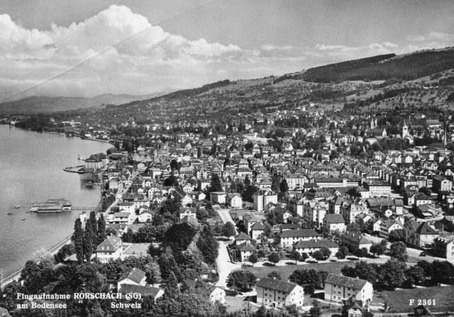 Flugaufnahme mit Badhütte, Kornhaus und Rorschacherberg