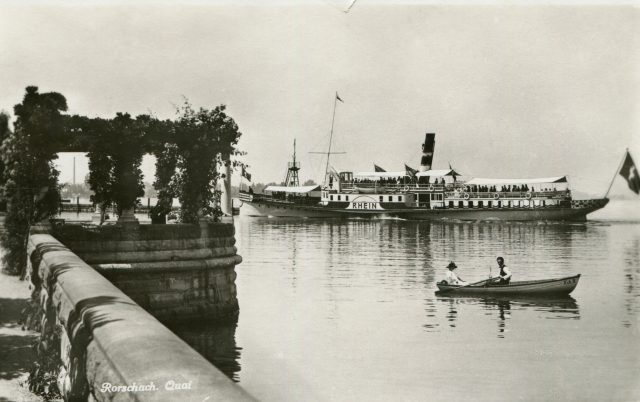 Salondampfer „Rhein“ vor der Pergola am Rorschacher Quai