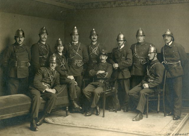 Offizierskorps der Feuerwehr Rorschach im Atelier Labhart