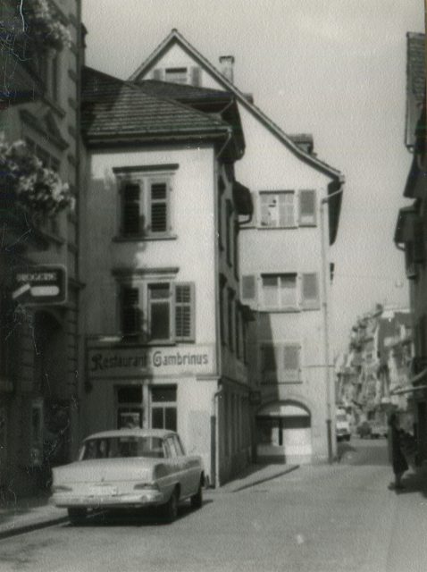 Restaurant Gambrinus in einer Altstadtgasse