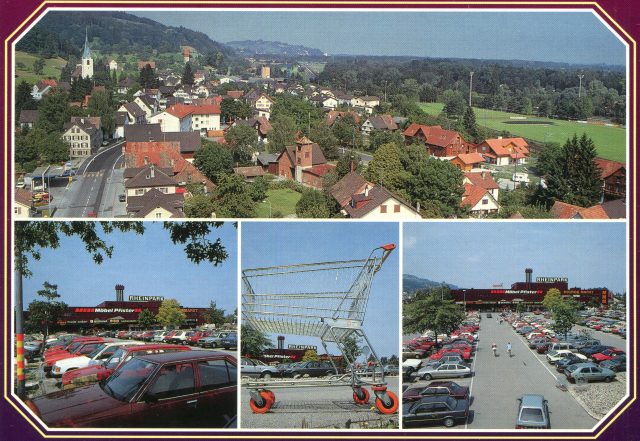 Dorfansicht mit Hauptstrasse und Einkaufszentrum «Rheinpark», St. Margrethen