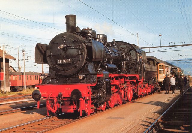 St. Margrethen, Bahnhof (mit Dampflokomotive 38 1665)