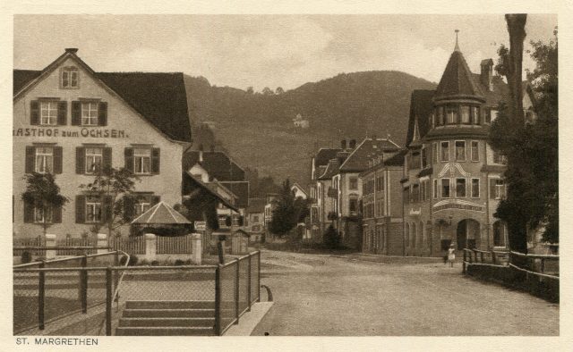 Blick in die Grenzstrasse mit Gasthof zum Ochsen und Erkerhaus