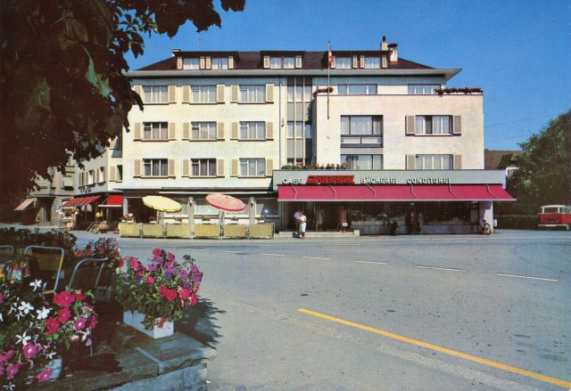 Bäckerei-Konditorei Cafe Brassel mit Gartenwirtschaft