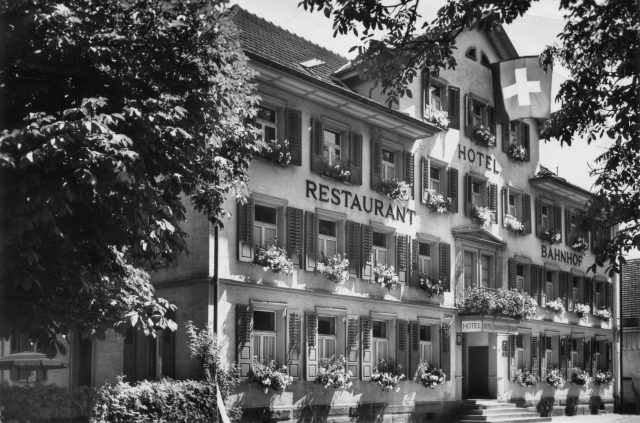Fassadenansicht des Hotel Restaurant Bahnhof