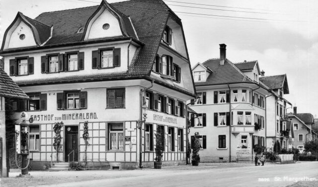 Gasthofs zum Mineralbad mit Benzintankstelle in St. Margrethen